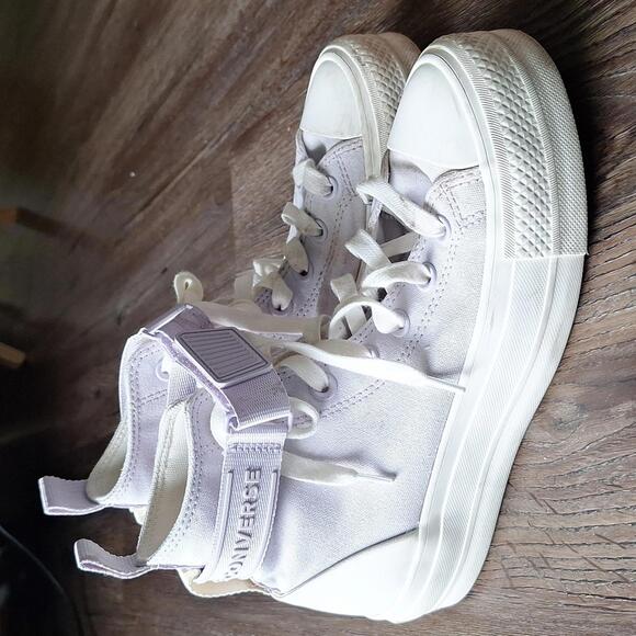 Converse Lavender Purple Platform Sneaker Size 6 - Picture 2 of 9